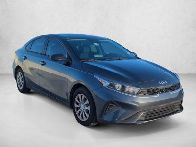 2023 Kia Forte LX IVT