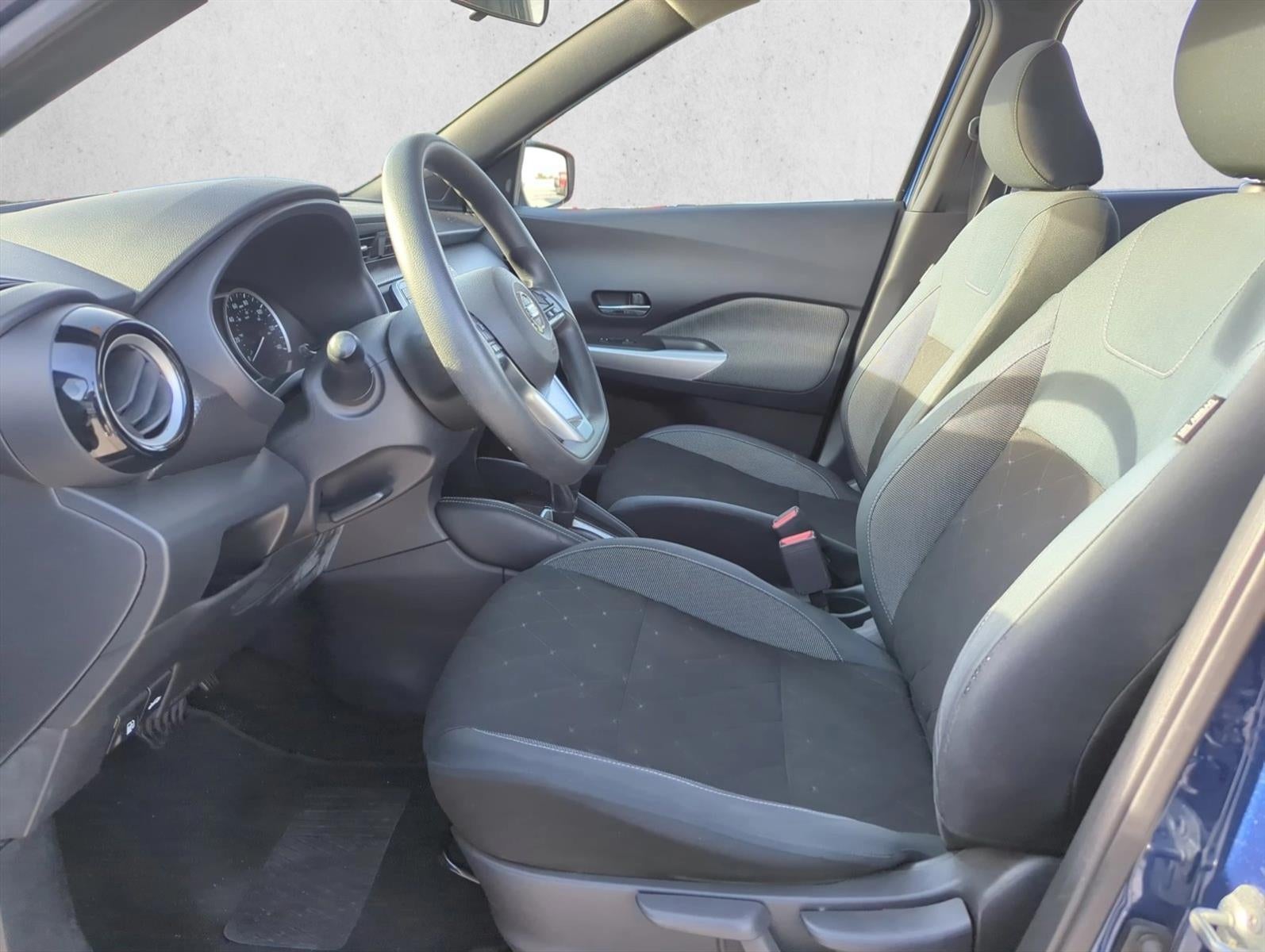 2020 Nissan Kicks SV FWD