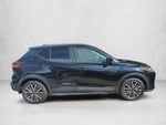 2022 Nissan Kicks SV FWD