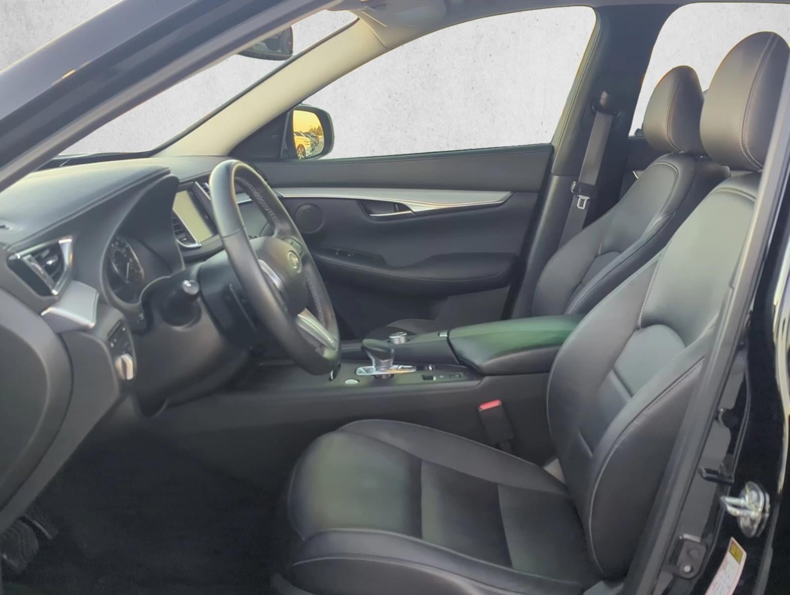 2021 INFINITI QX50 LUXE FWD