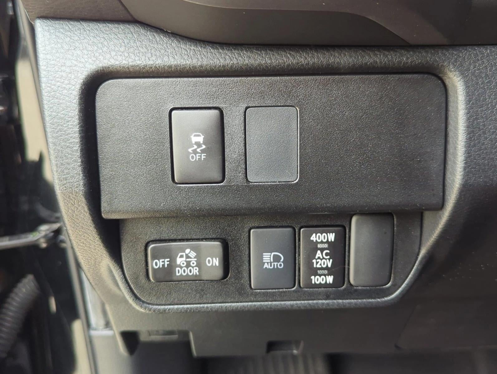 2022 Toyota Tacoma 2WD 2WD TRD Sport Double Cab 5' Bed V6 AT (Natl)