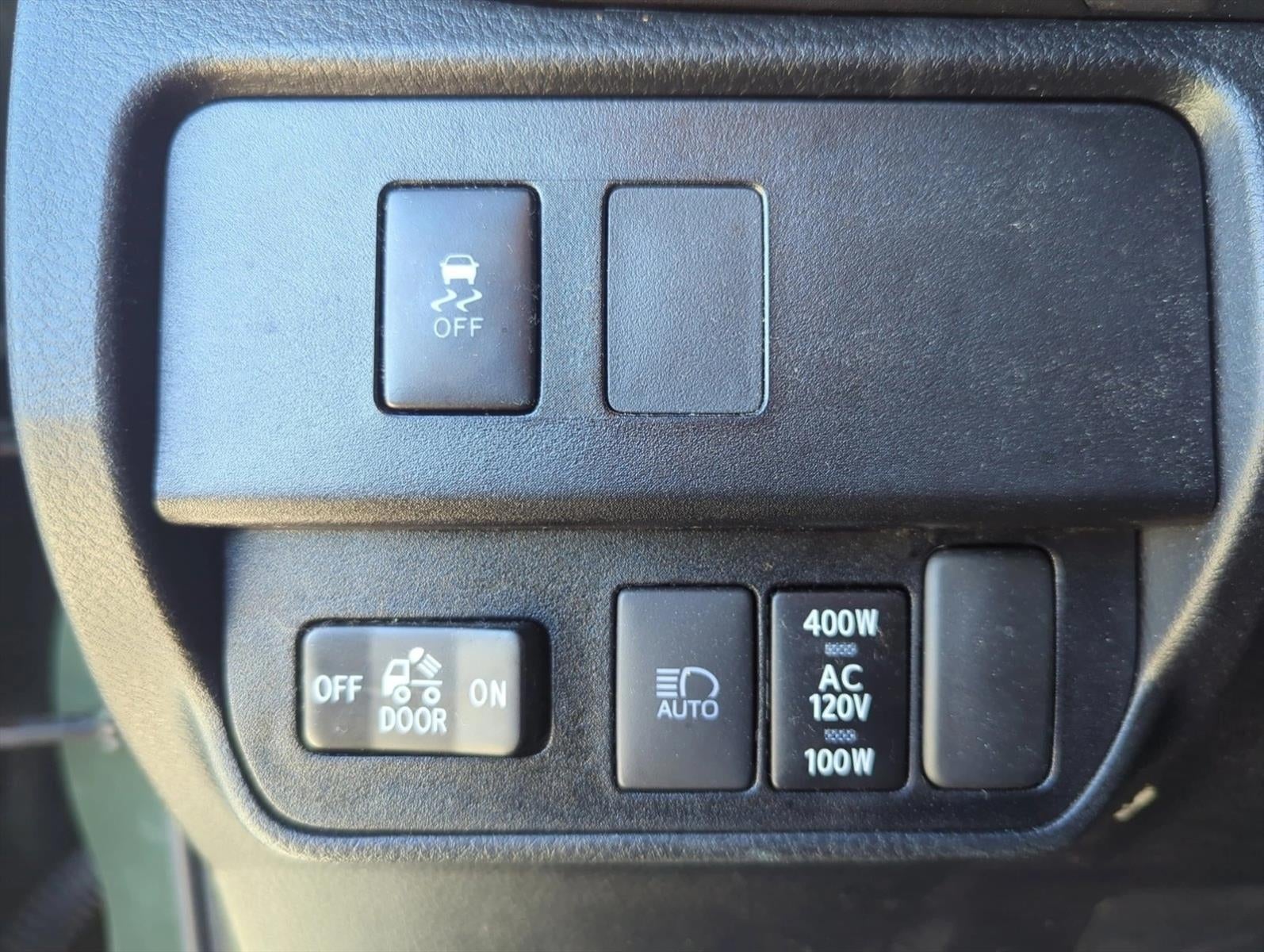 2022 Toyota Tacoma 2WD 2WD TRD Sport Double Cab 5' Bed V6 AT (Natl)