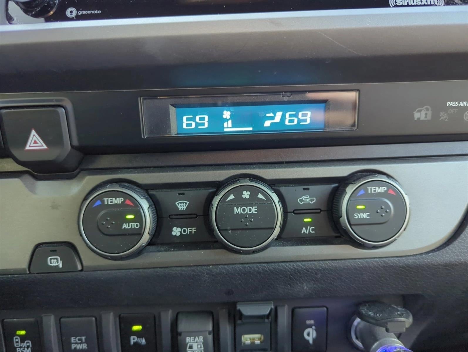 2022 Toyota Tacoma 2WD 2WD TRD Sport Double Cab 5' Bed V6 AT (Natl)