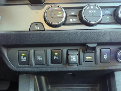 2022 Toyota Tacoma 2WD 2WD TRD Sport Double Cab 5' Bed V6 AT (Natl)