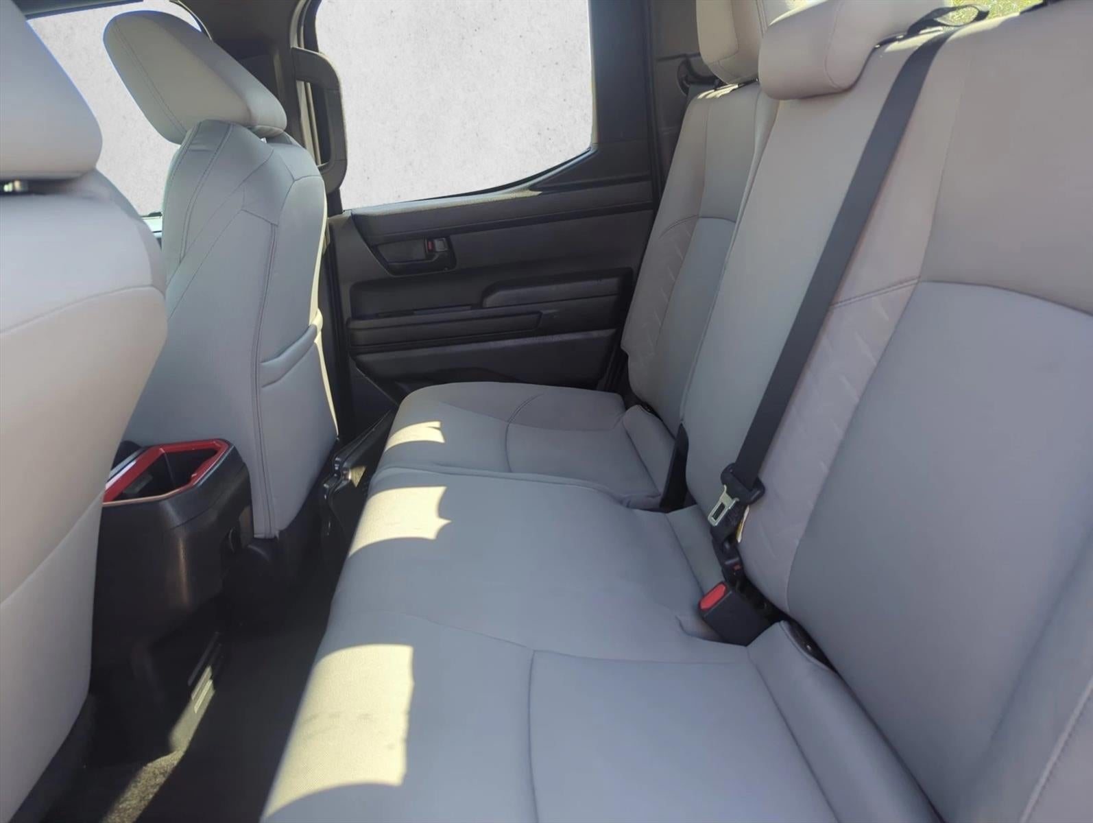 2025 Toyota Tacoma 2WD 2WD SR5 Double Cab 5' Bed AT (SE)