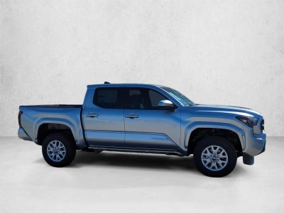 2026 Toyota Tacoma 2WD 2WD SR5 Double Cab 5' Bed AT (SE)