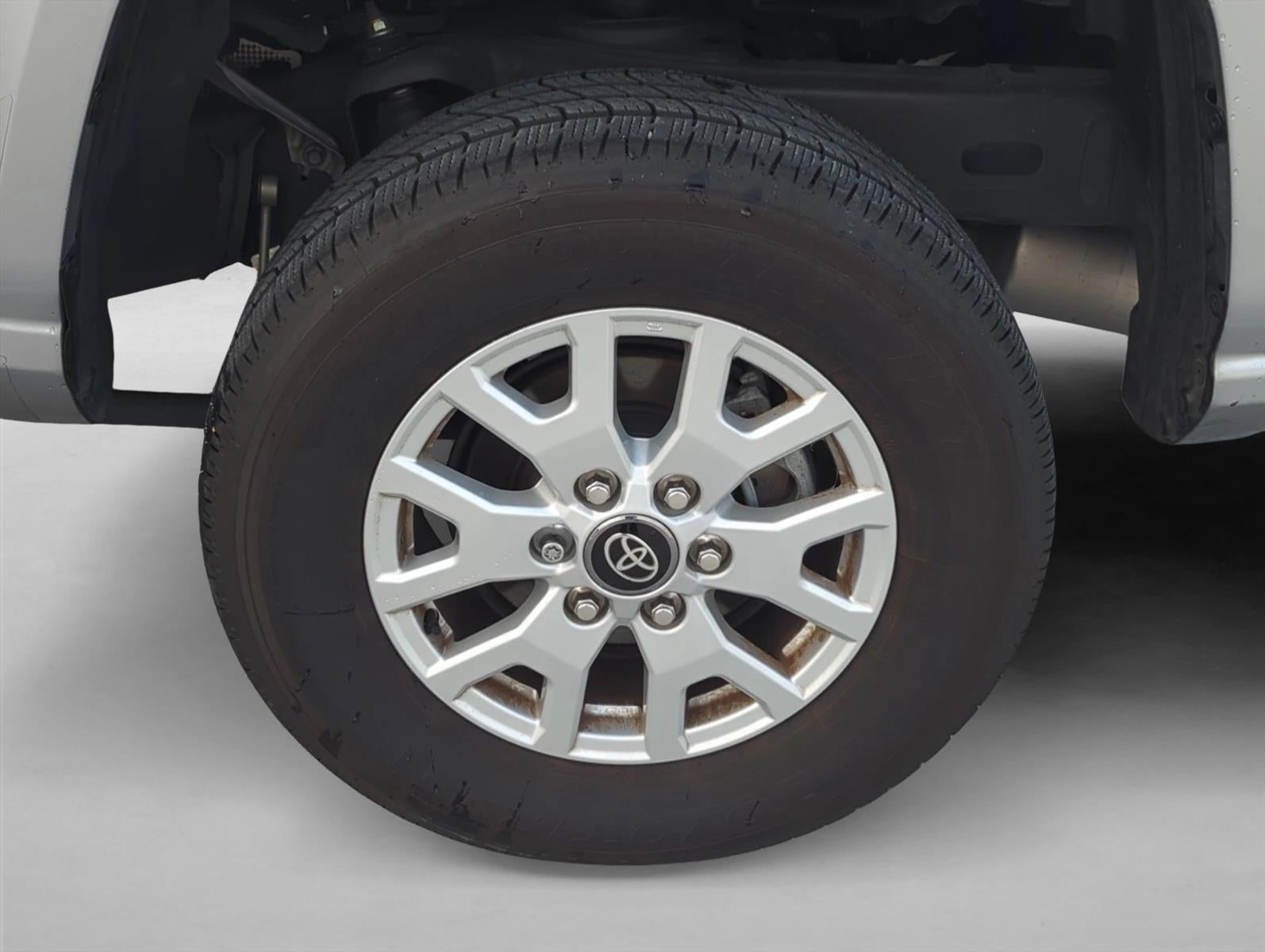 2025 Toyota Tacoma 2WD 2WD SR5 Double Cab 5' Bed AT (Natl)