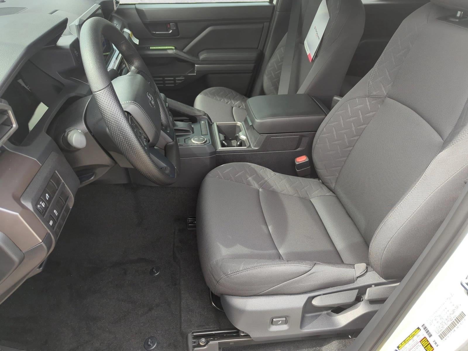 2024 Toyota Tacoma 2WD 2WD SR5 Double Cab 5' Bed AT (Natl)