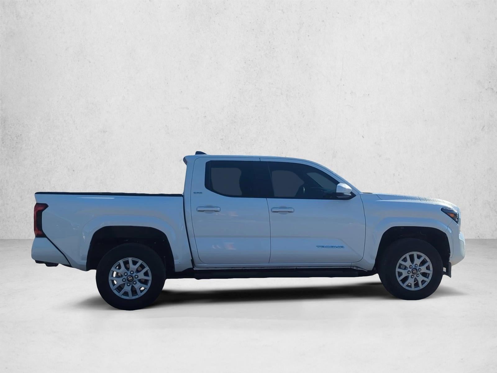 2024 Toyota Tacoma 2WD 2WD SR5 Double Cab 5' Bed AT (Natl)
