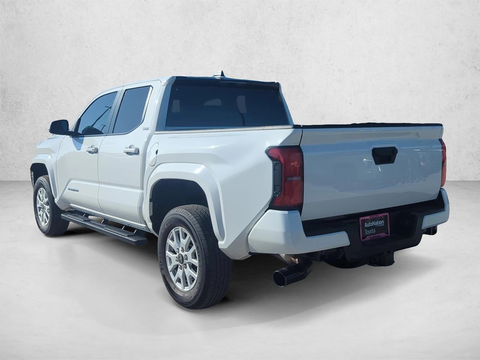 2024 Toyota Tacoma 2WD 2WD SR5 Double Cab 5' Bed AT (Natl)