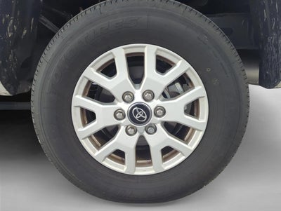 2025 Toyota Tacoma 2WD 2WD SR5 Double Cab 5' Bed AT (SE)