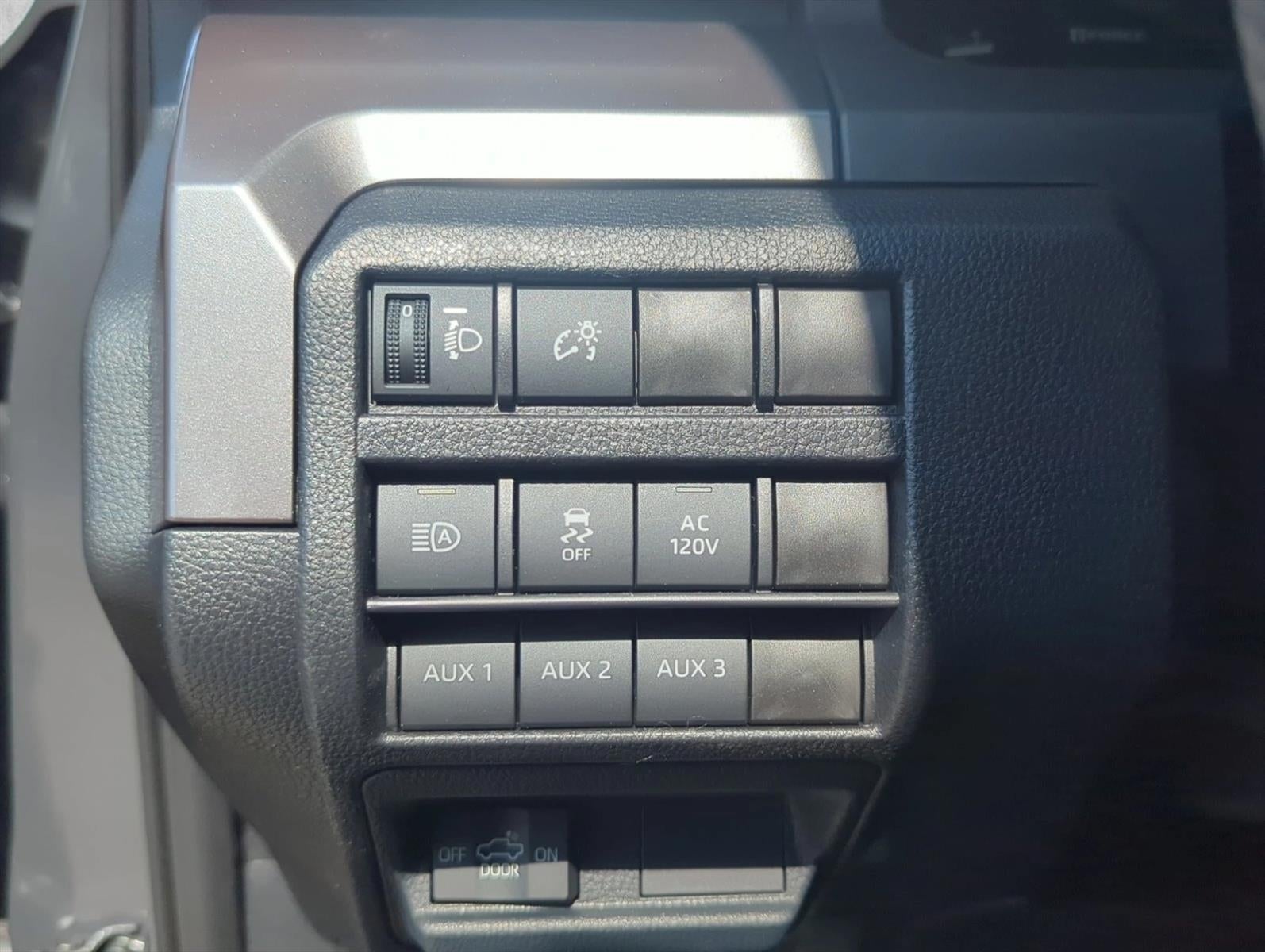 2026 Toyota Tacoma 4WD 4WD TRD Off Road Double Cab 5' Bed AT (Natl)