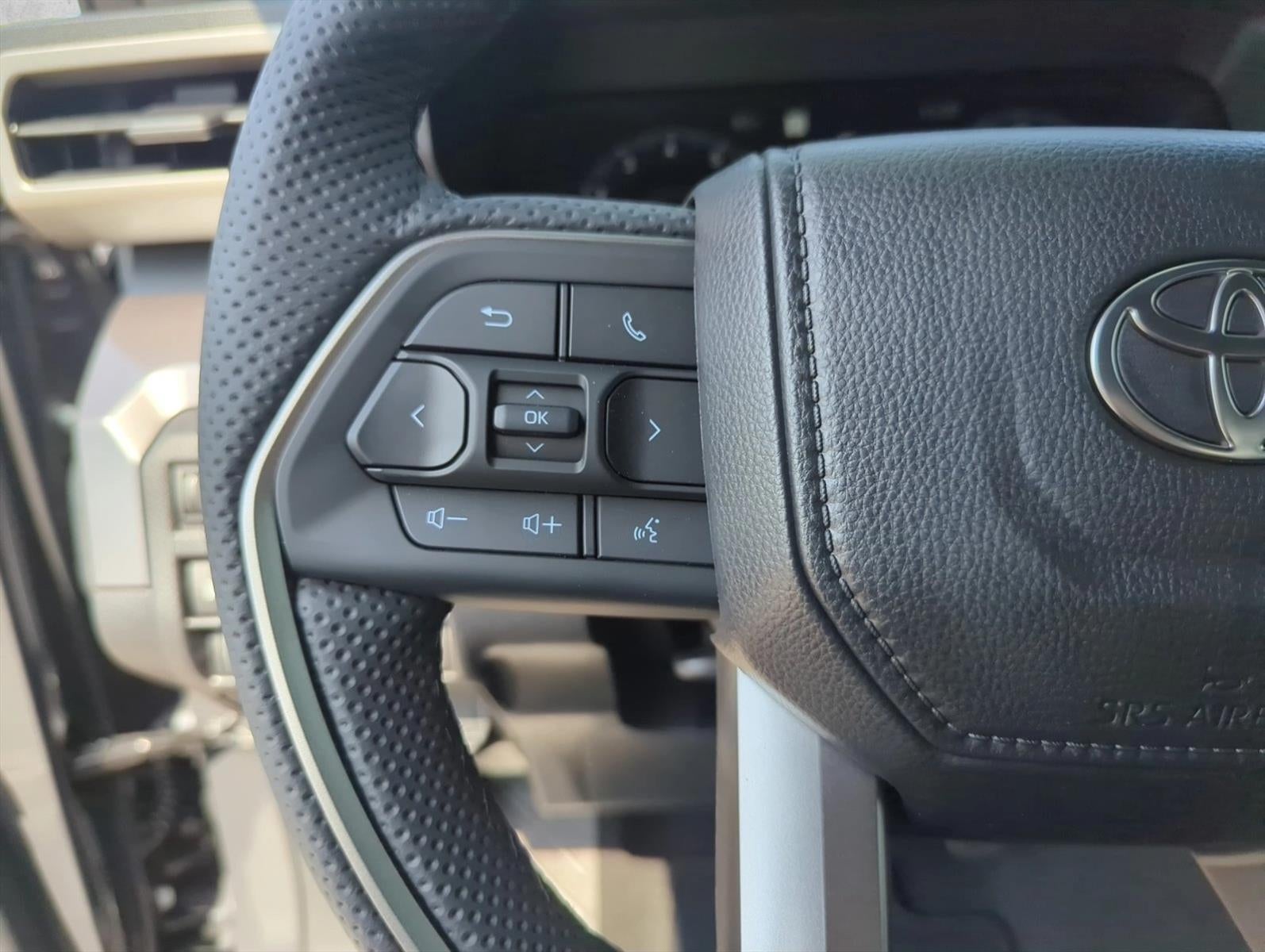 2026 Toyota Tacoma 4WD 4WD TRD Off Road Double Cab 5' Bed AT (Natl)