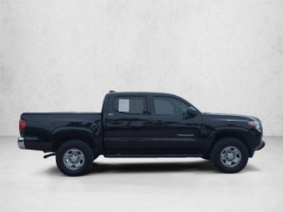 2022 Toyota Tacoma 2WD 2WD SR5 Double Cab 5' Bed I4 AT (SE)