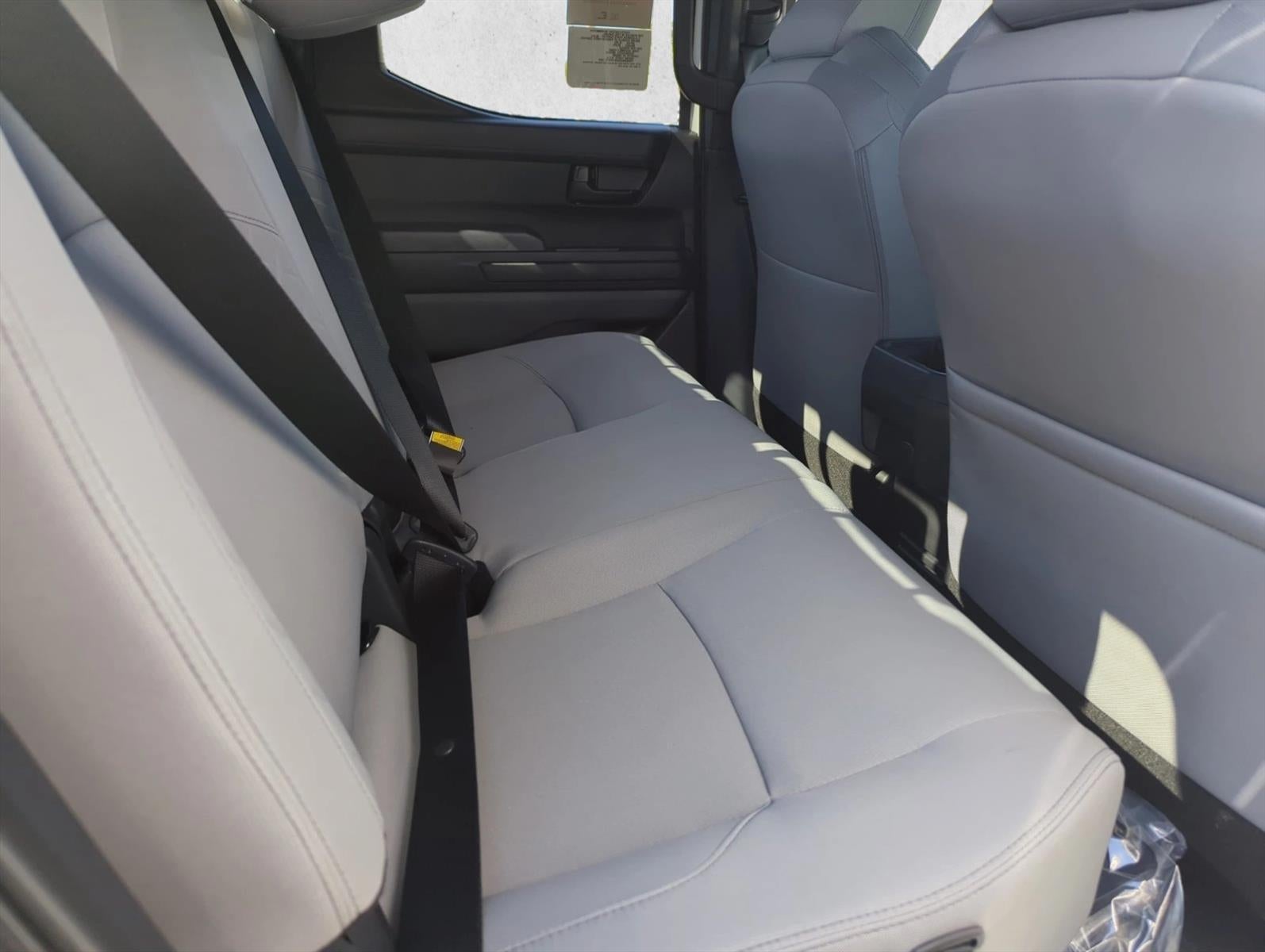 2026 Toyota Tacoma 2WD 2WD SR5 Double Cab 5' Bed AT (SE)
