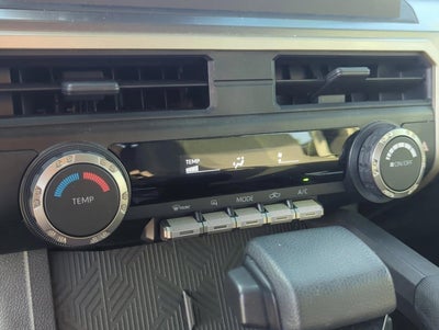 2024 Toyota Tacoma 2WD 2WD SR5 Double Cab 5' Bed AT (SE)
