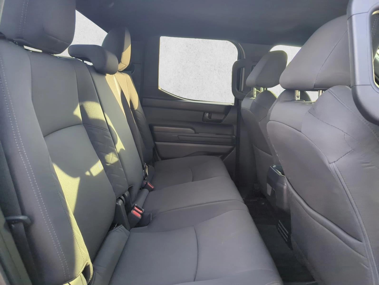 2025 Toyota Tacoma 2WD 2WD SR Double Cab 5' Bed AT (GS)