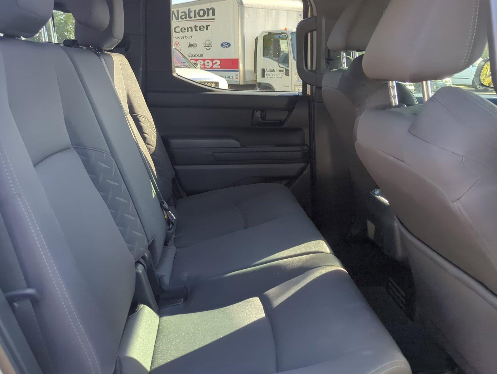 2024 Toyota Tacoma 4WD 4WD SR5 Double Cab 5' Bed AT (Natl)