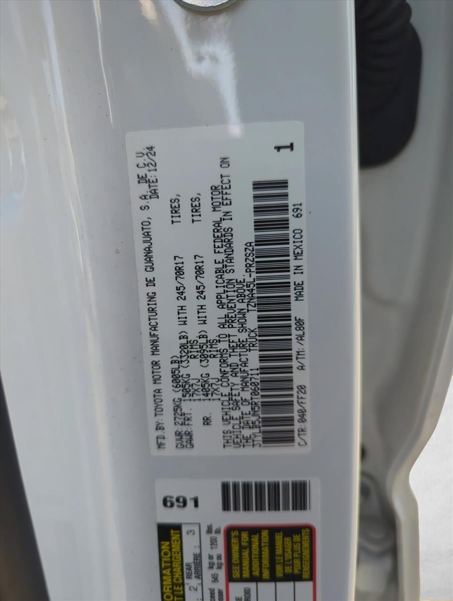 2024 Toyota Tacoma 4WD 4WD SR5 Double Cab 5' Bed AT (Natl)