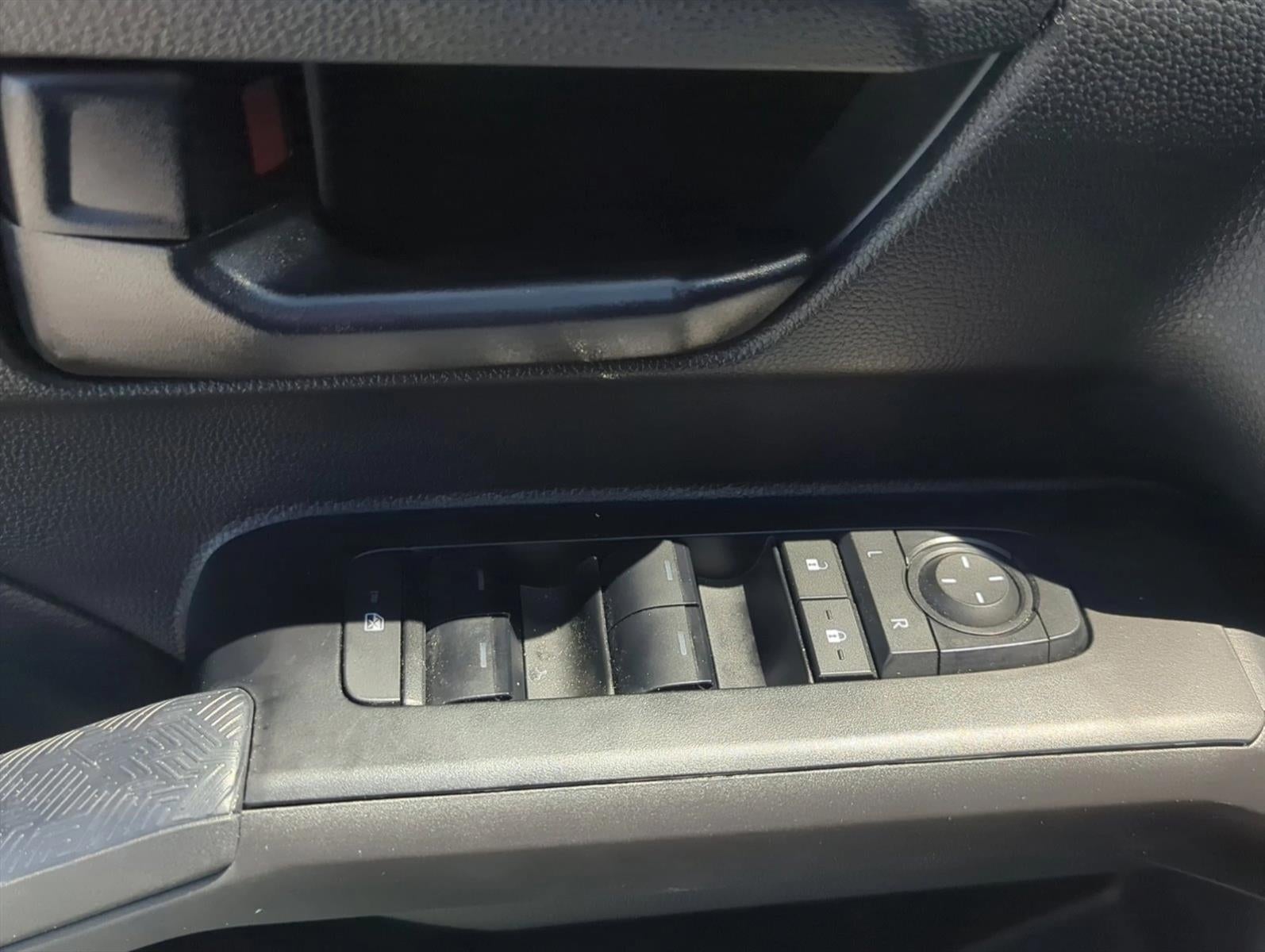 2025 Toyota Tacoma 4WD 4WD SR5 Double Cab 5' Bed AT (GS)