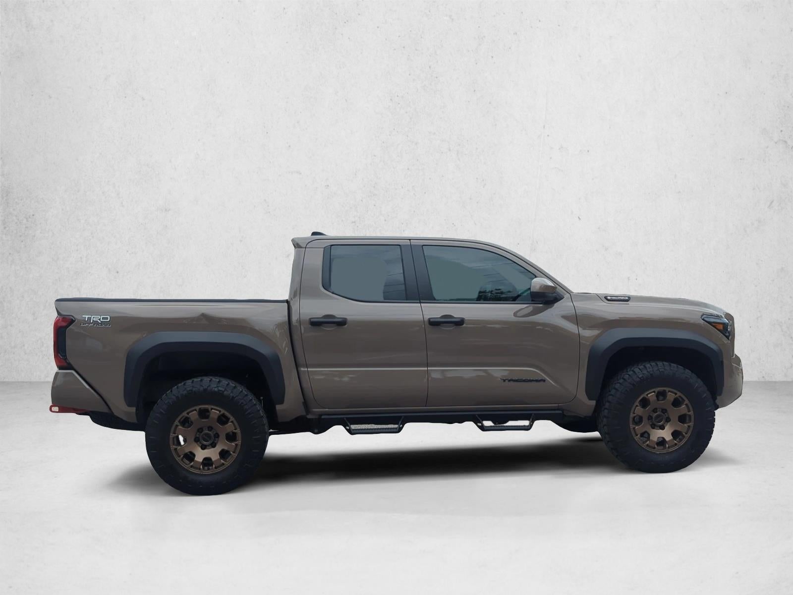 2026 Toyota Tacoma 4WD 4WD TRD Off Road Hybrid Double Cab 5' Bed AT (Natl)