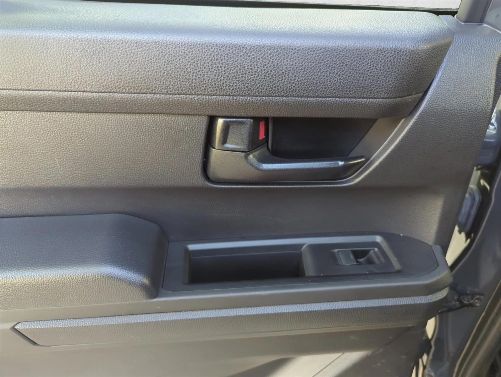 2025 Toyota Tacoma 4WD 4WD SR Double Cab 5' Bed AT (GS)