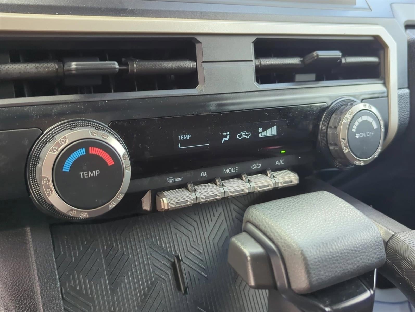 2025 Toyota Tacoma 4WD 4WD SR Double Cab 5' Bed AT (GS)