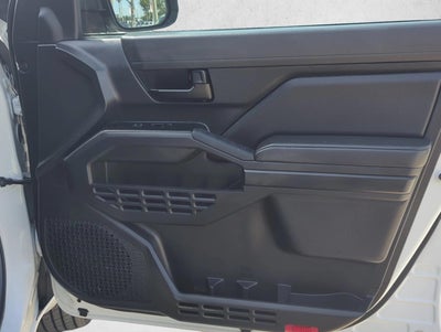 2024 Toyota Tacoma 4WD 4WD SR Double Cab 5' Bed AT (GS)