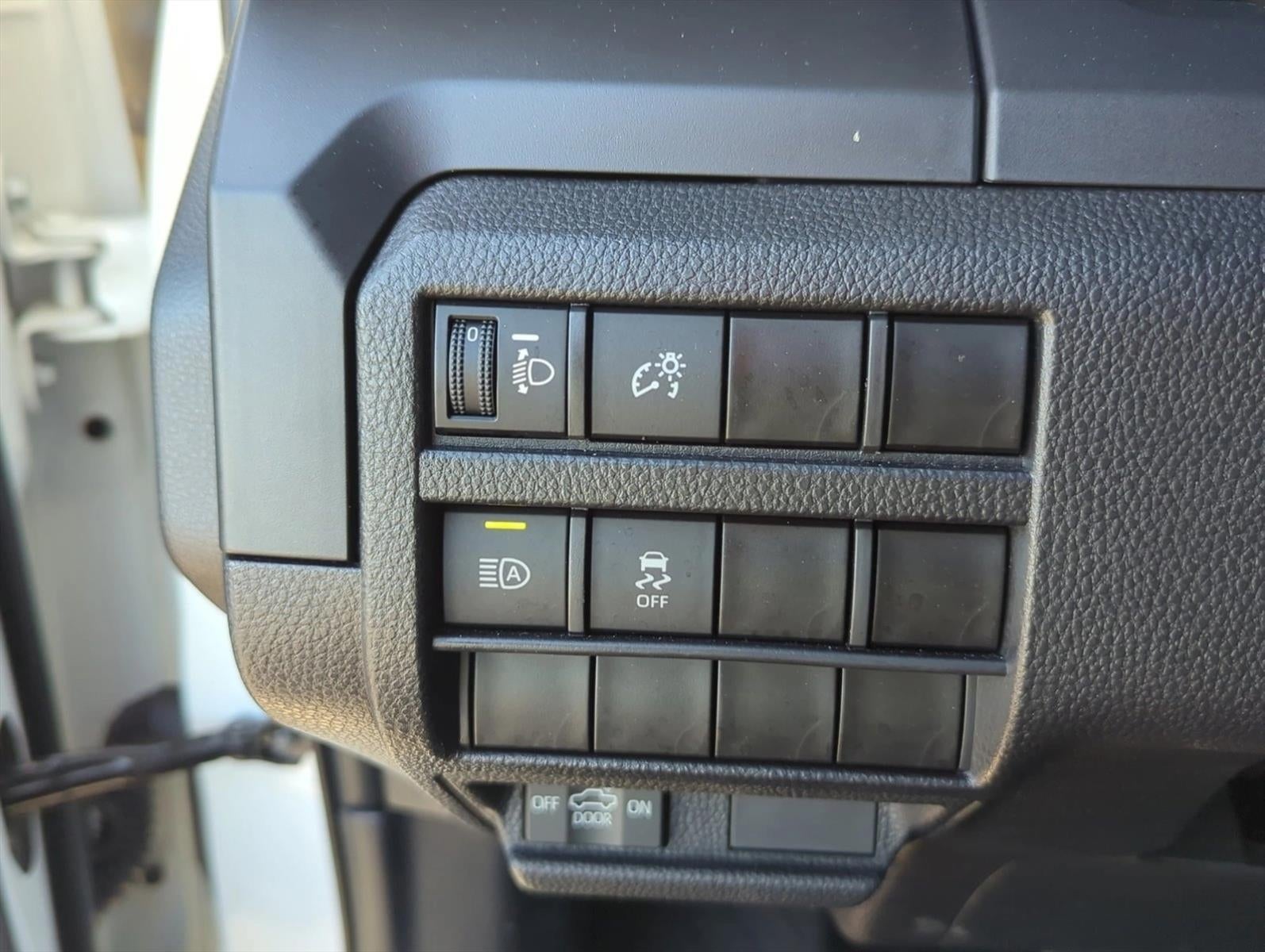 2024 Toyota Tacoma 4WD 4WD SR Double Cab 5' Bed AT (GS)