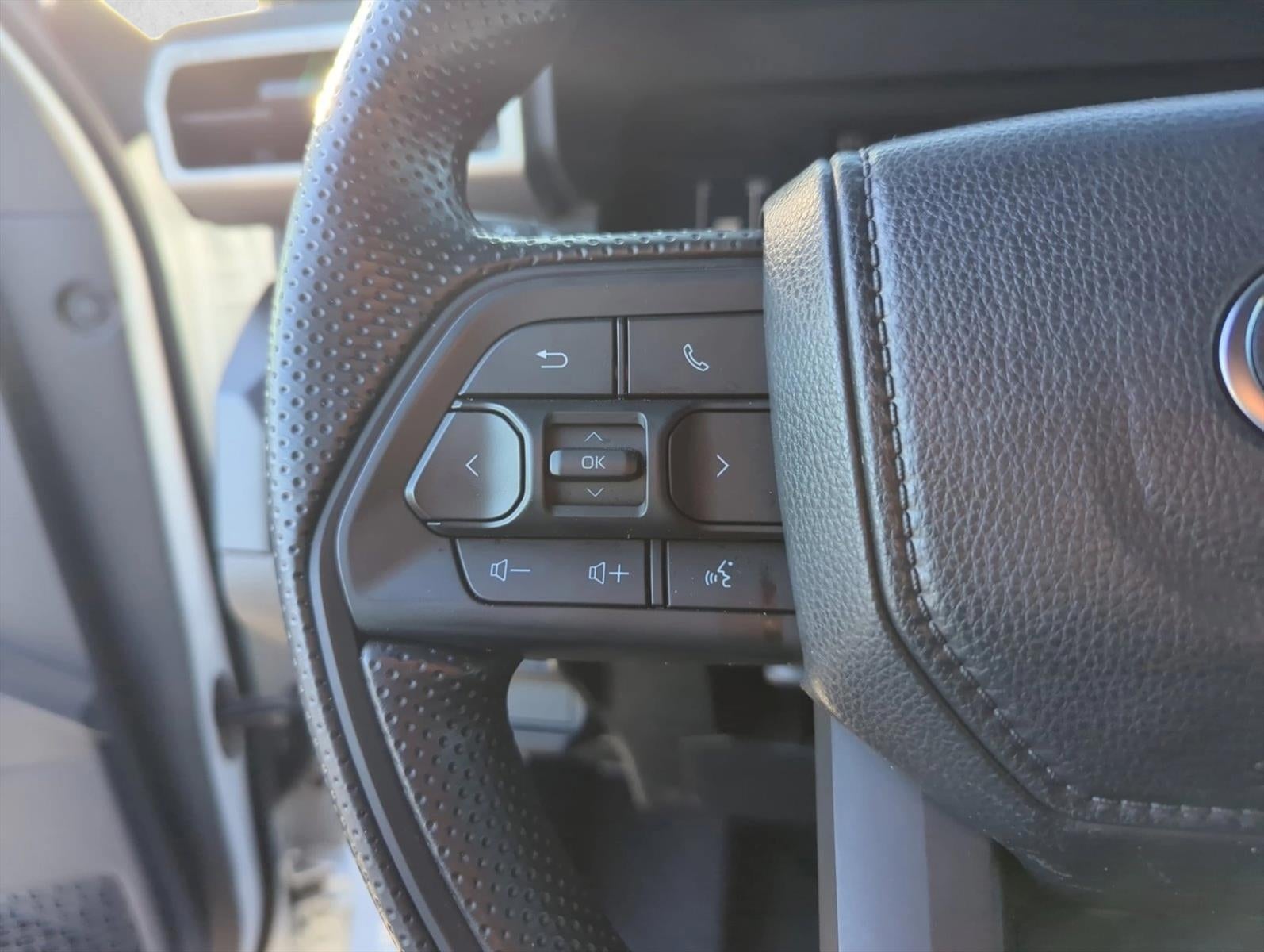 2024 Toyota Tacoma 4WD 4WD SR Double Cab 5' Bed AT (GS)