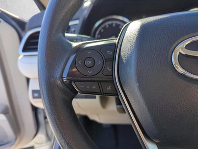 2018 Toyota Camry LE Auto (SE)