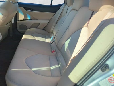 2018 Toyota Camry LE Auto (SE)