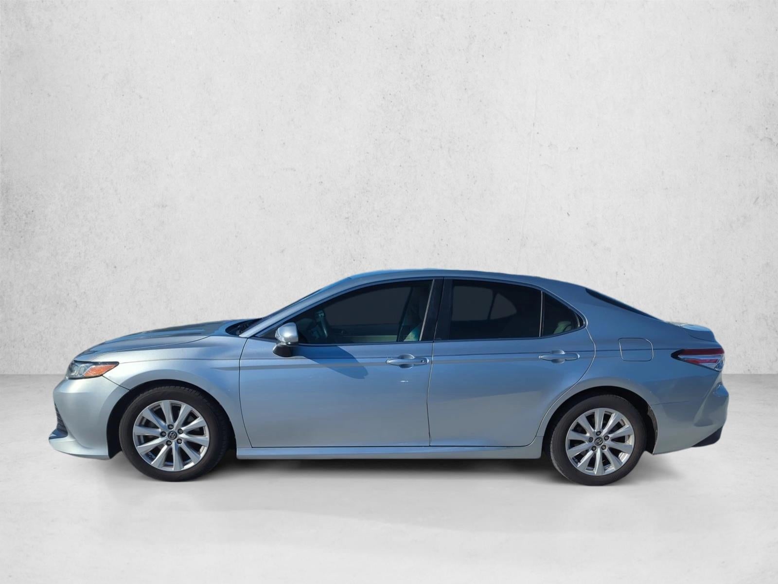 2018 Toyota Camry LE Auto (SE)