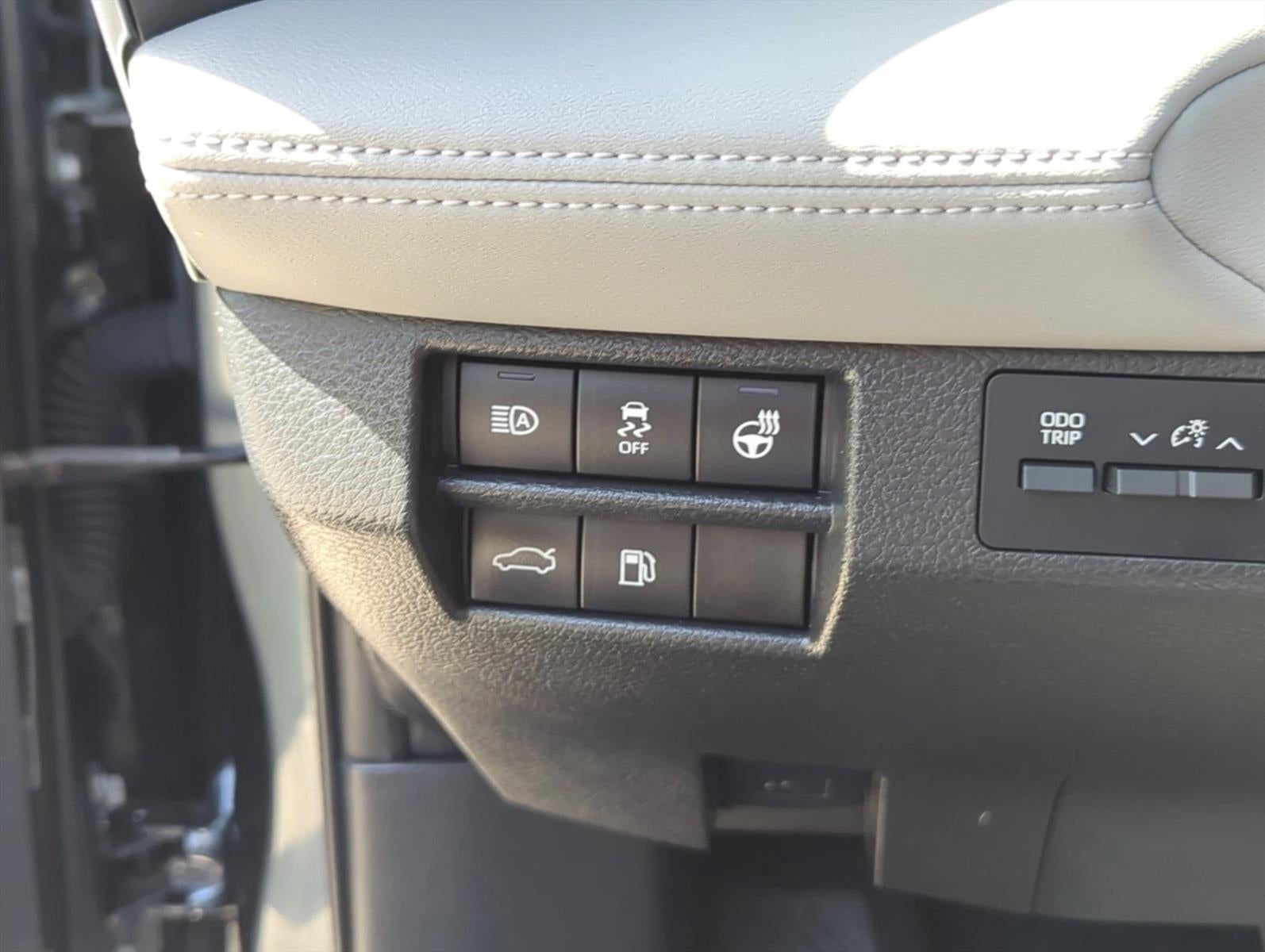 2019 Toyota Avalon Hybrid Limited (Natl)