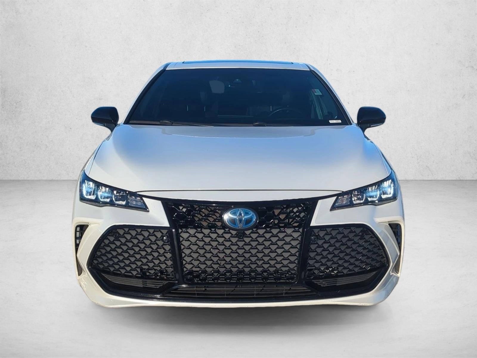2019 Toyota Avalon Hybrid XSE (Natl)