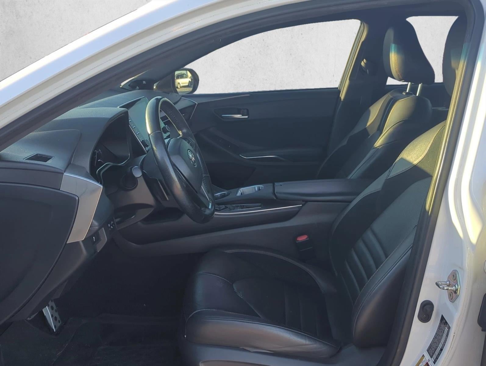 2019 Toyota Avalon Hybrid XSE (Natl)