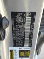 2016 Toyota Camry 4dr Sdn I4 Auto SE (SE)