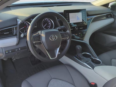 2024 Toyota Camry LE Auto (SE)