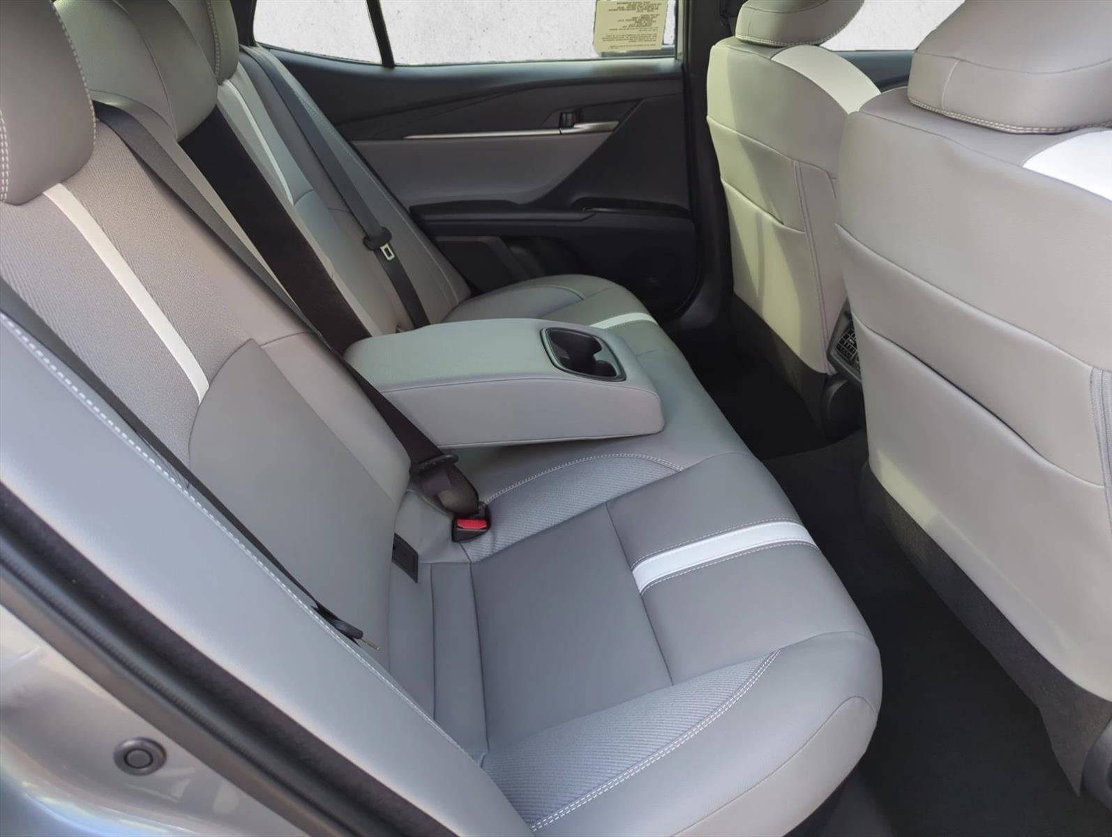 2026 Toyota Camry SE (SE)