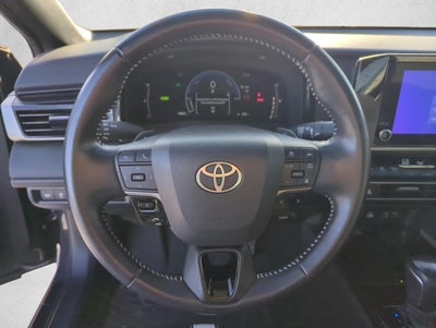 2025 Toyota Camry SE (Natl)