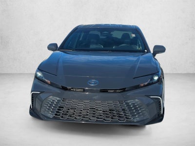2025 Toyota Camry SE (Natl)