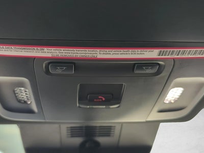 2025 Toyota Camry SE (Natl)