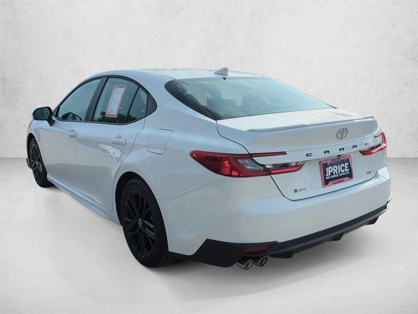2026 Toyota Camry SE (SE)