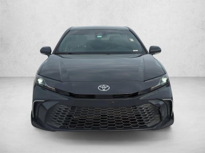 2025 Toyota Camry SE (Natl)