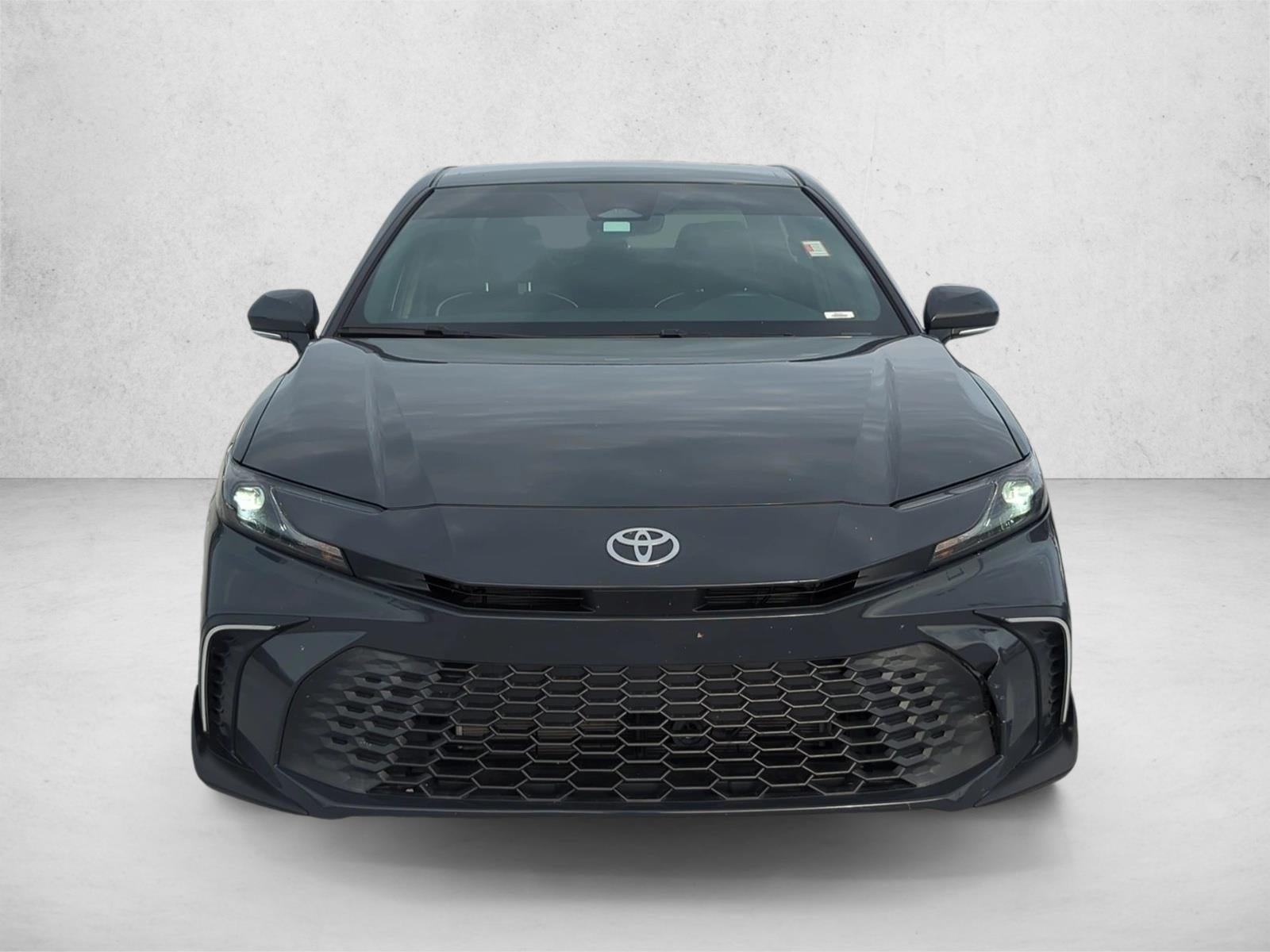 2025 Toyota Camry SE (Natl)