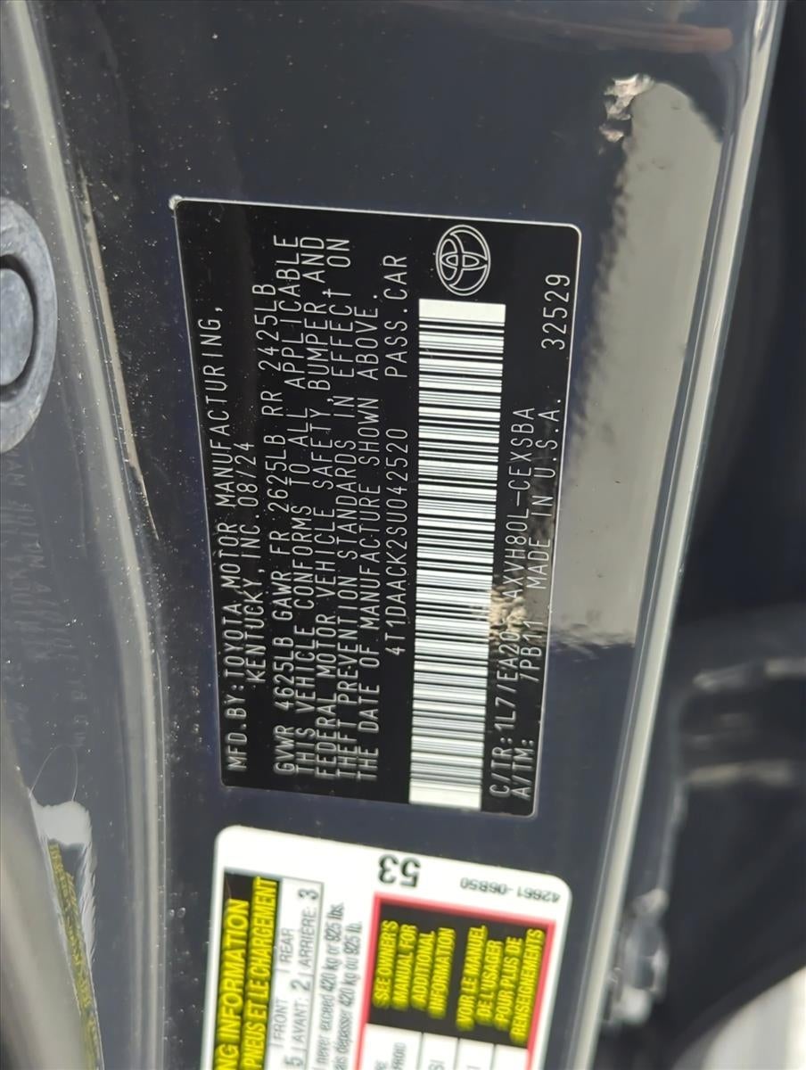 2025 Toyota Camry SE (Natl)