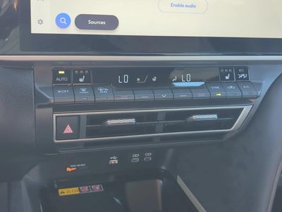 2026 Toyota Camry XSE (Natl)
