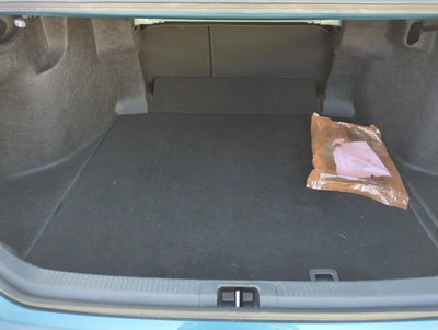2025 Toyota Camry SE (Natl)