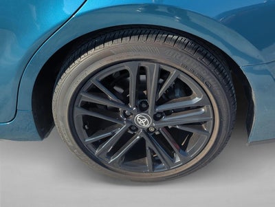2025 Toyota Camry SE (Natl)