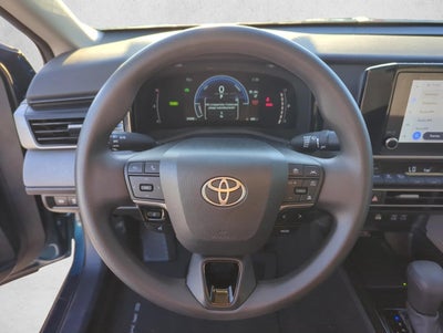 2025 Toyota Camry LE (SE)